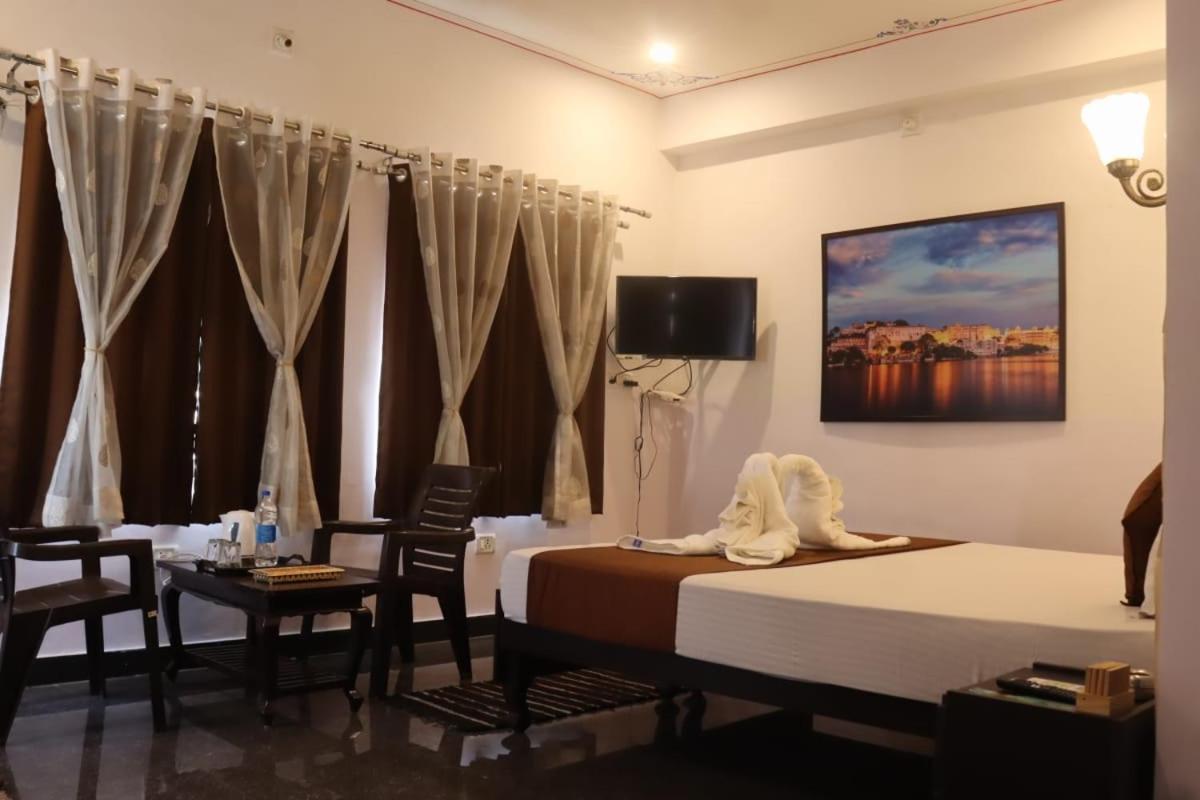 Hotel Shiv Palace Udaipur Kültér fotó