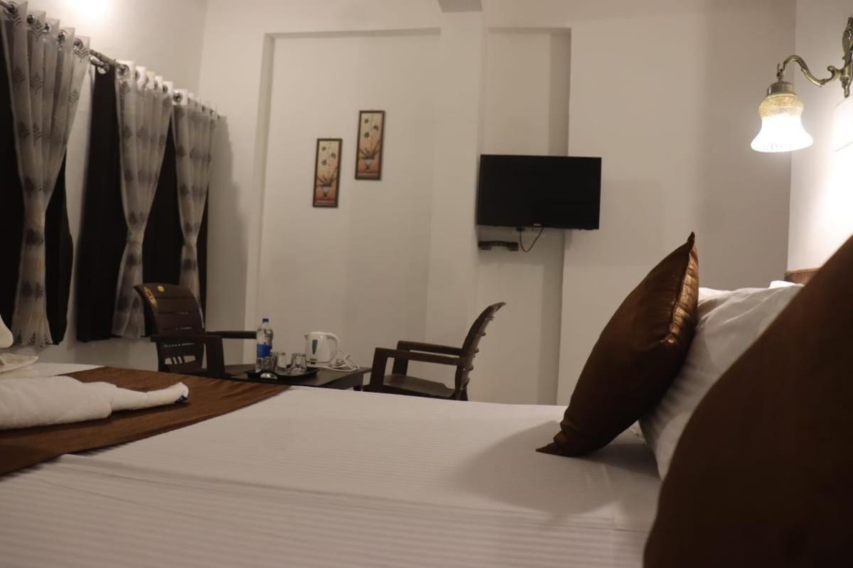 Hotel Shiv Palace Udaipur Kültér fotó