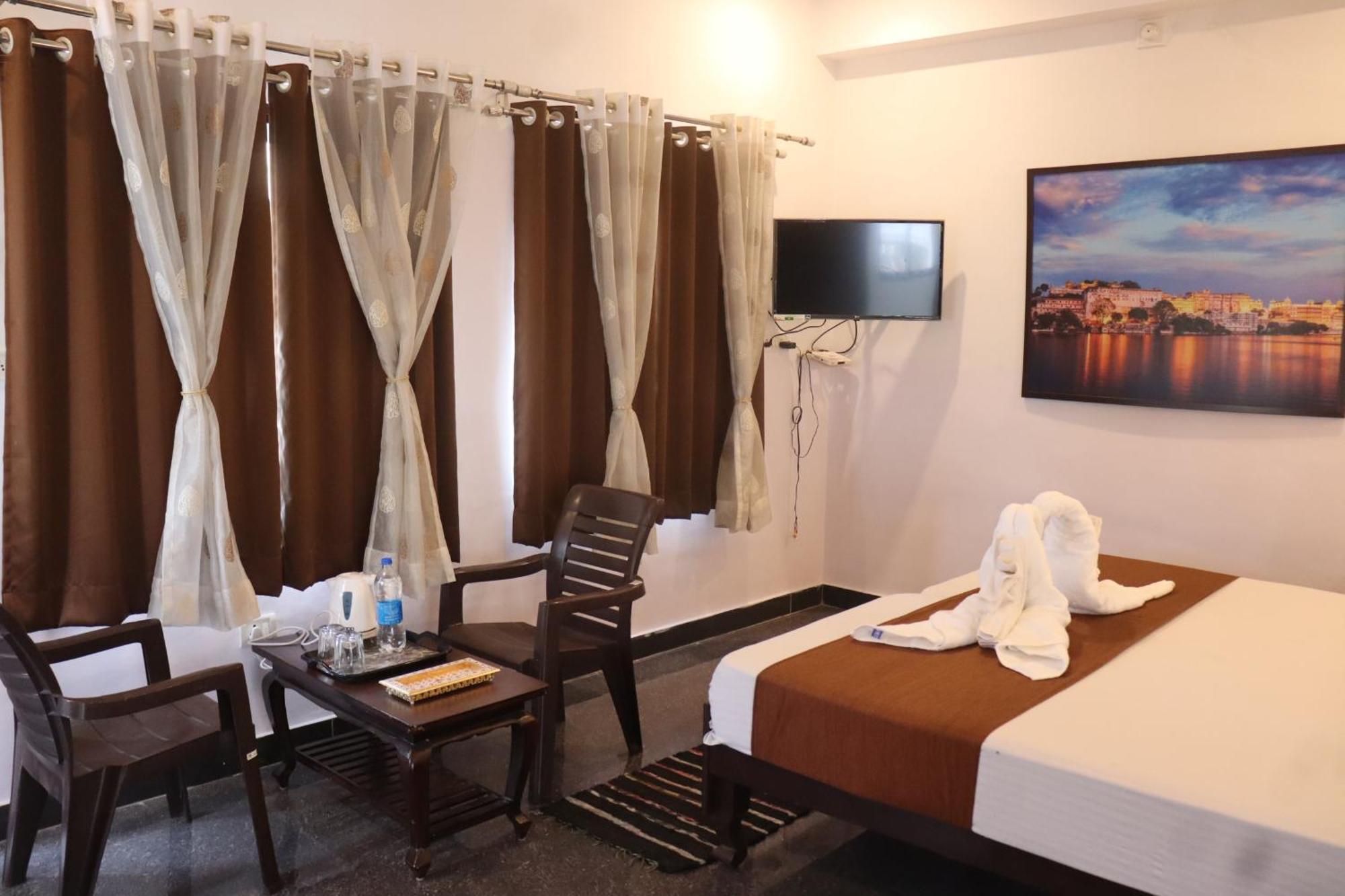 Hotel Shiv Palace Udaipur Kültér fotó