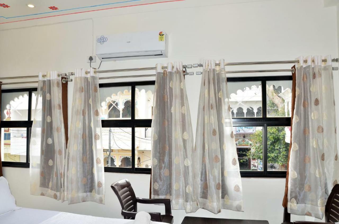 Hotel Shiv Palace Udaipur Kültér fotó